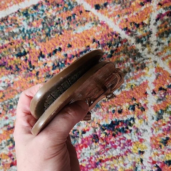 Kate Spade rose gold t-strap sandals - Picture 6 of 14